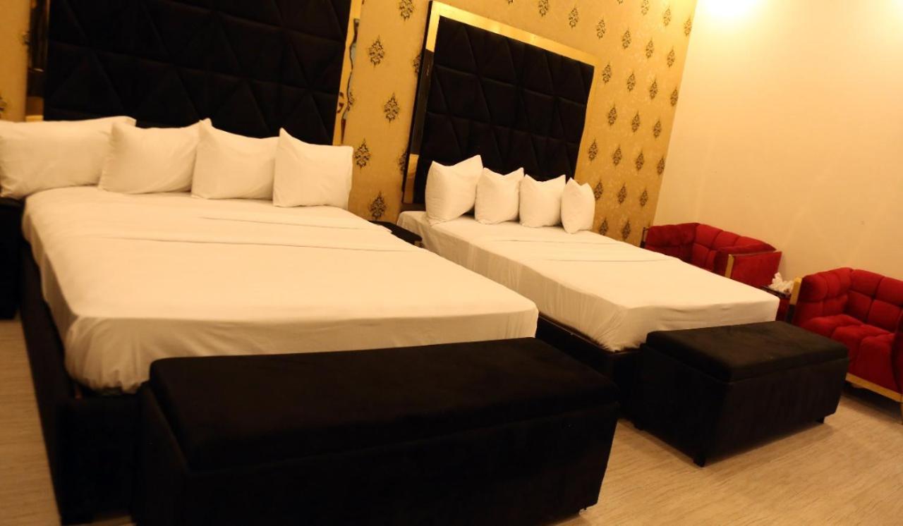 Hotel De Smart Multan Exterior foto