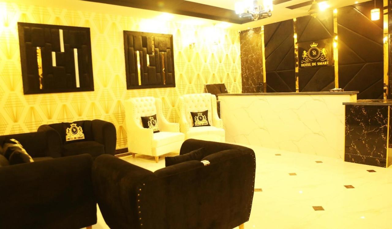 Hotel De Smart Multan Exterior foto