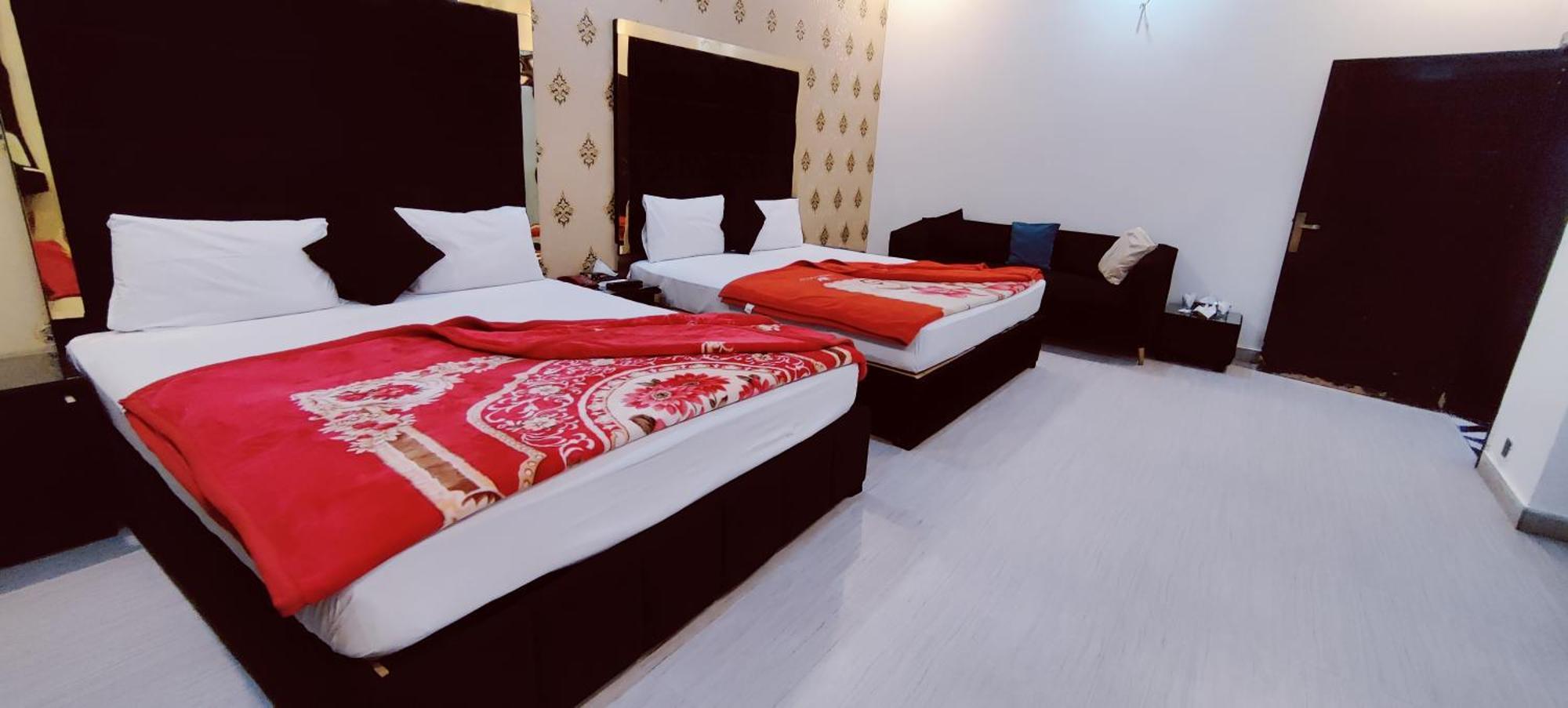 Hotel De Smart Multan Exterior foto